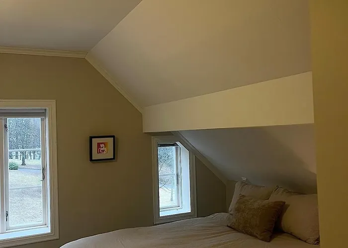 2 Bedrooms Close To Centre With Free Parking - Perfect For Ons Appartement